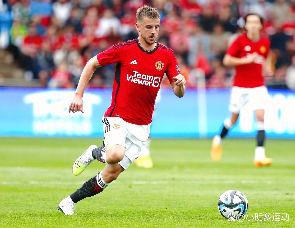 每体：巴萨圣诞节前赛程密集，弗里克已开始大幅轮换球员（每体：圣诞前巴萨赛程紧凑，弗里克已开启大幅轮换）