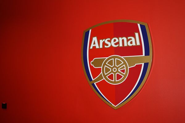 意媒：那不勒斯仍未能敲定胡安卢，狼队与森林已加入竞争（意媒：那不勒斯迟未敲定胡安卢，狼队与诺丁汉森林加入争夺）