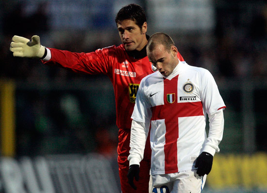 TA跟队：布莱顿19岁前锋齐马斯十字韧带撕裂，赛季报销（布莱顿19岁前锋齐马斯十字韧带撕裂，赛季提前结束）