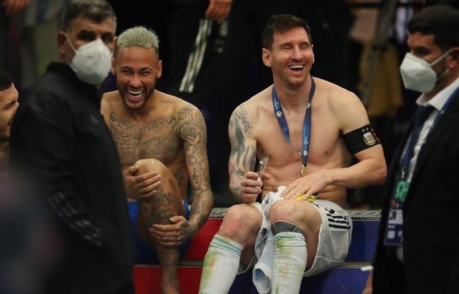 太阳报：为保国家队进球纪录，埃托奥阻止阿布巴卡尔参加非洲杯（太阳报：为保国家队射手纪录，埃托奥阻拦阿布巴卡尔征战非洲杯）