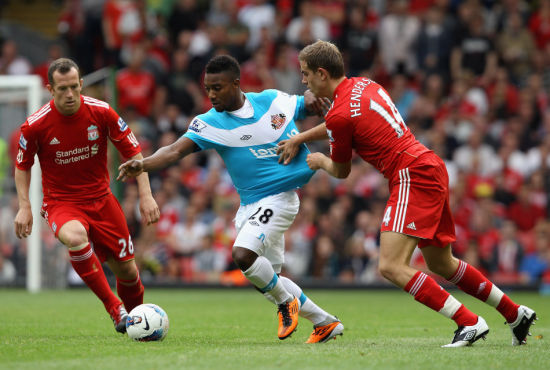 国内媒体：胖东来新店售卖梅西签名球衣，乔丹球衣售价13.8万（媒体称胖东来新店上架梅西签名球衣，乔丹球衣标价13.8万元）