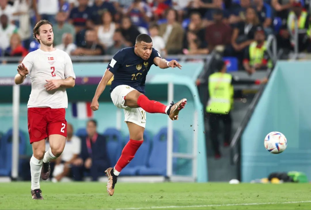 如何打破詹姆斯连续上双记录？杜兰特连续打满大约12个赛季（谁能终结詹姆斯连场得分上双纪录？杜兰特若连续满勤约12个赛季能否改写历史）