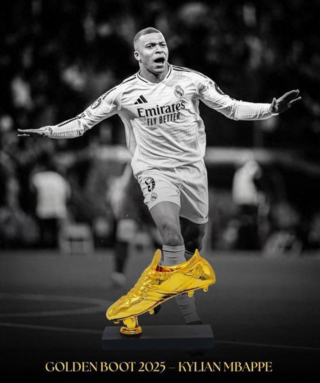 凯恩社媒晒照：祝愿每个人圣诞节快乐🎄（凯恩社媒晒照送祝福：愿大家圣诞快乐🎄）