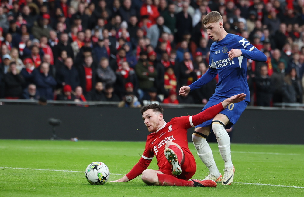 第四次，曼联错失进入欧冠区的机会。（曼联第4次错失欧冠区席位）