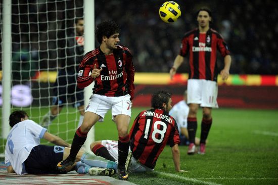 东亚锦U15战报：郑宇镇梅开二度，韩国3-0完胜日本（U15东亚锦赛战报：郑宇镇双响，韩国3-0零封日本）