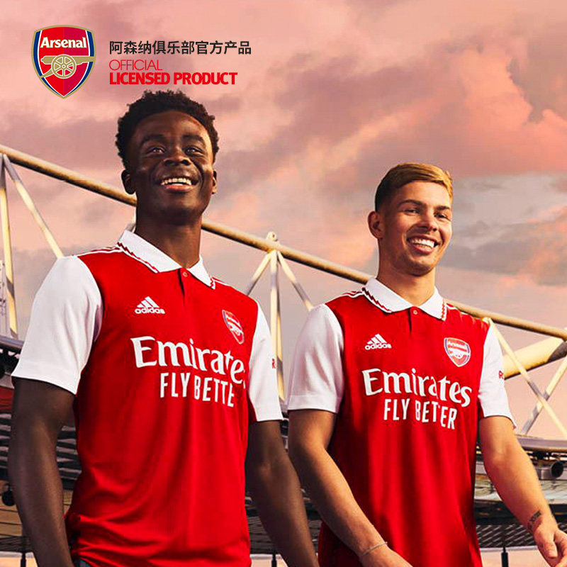 2025赛季，成都蓉城以红焰为刃、热血为甲，在三...（2025赛季，成都蓉城执赤焰为锋、披热血为甲，在三...）