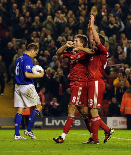 FIFA发布的世界杯赛程以美东时间计算，比北京时间慢12小时（FIFA公布世界杯赛程按美东时间计算，较北京时间晚12小时）