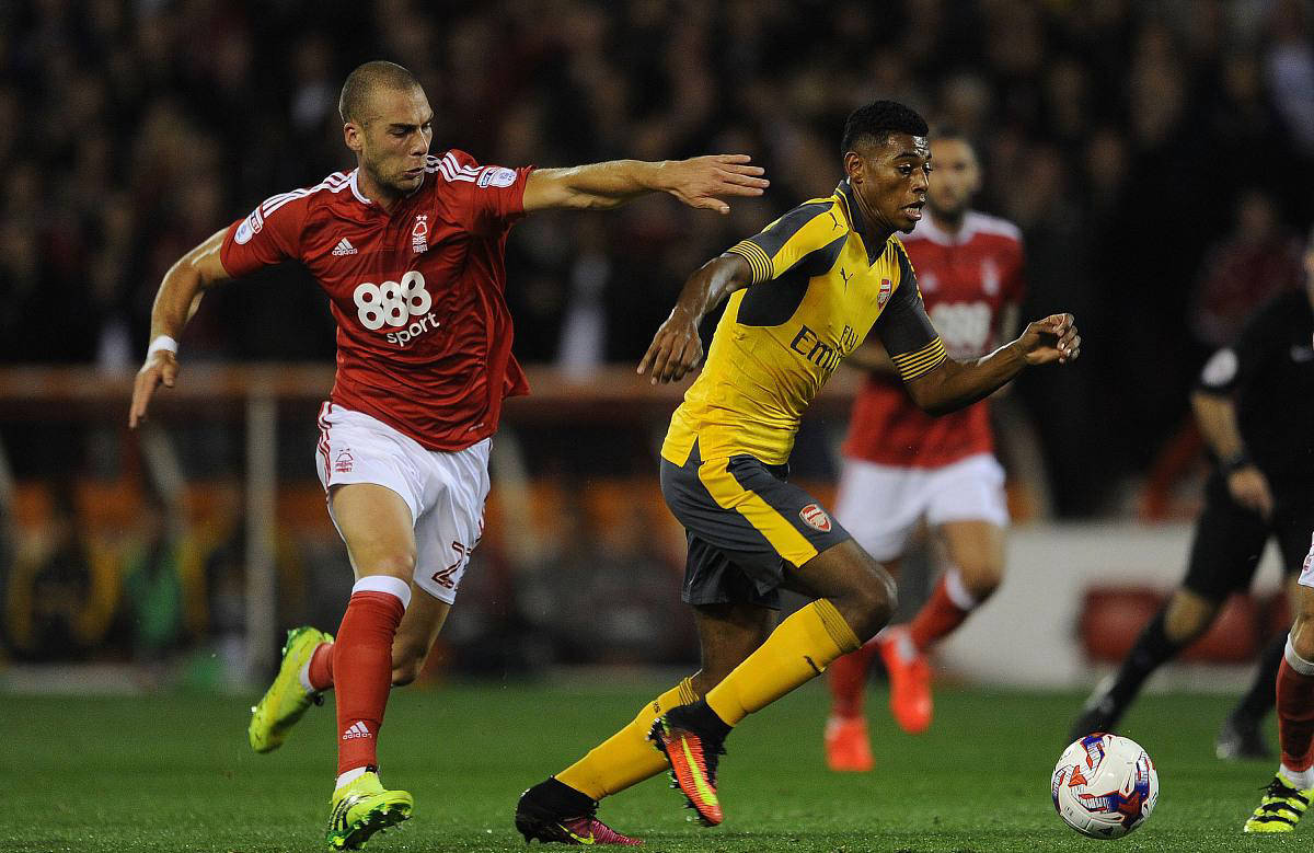 戴奇：很高兴国际比赛日球员没有受伤，对阵利物浦需全力以赴（戴奇：国际比赛日平安归队很开心，迎战利物浦要拼尽全力）